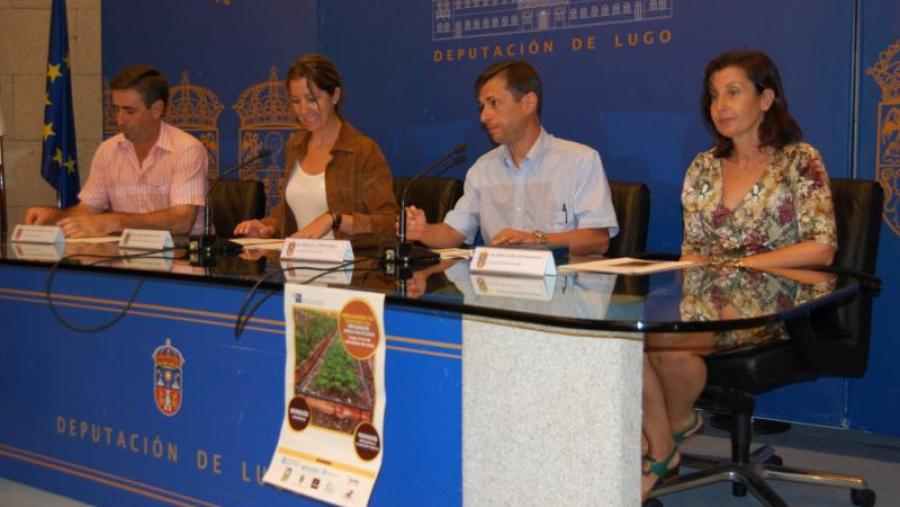 José Antonio Fernández, Lara Méndez, Adolfo López e María Elvira López Mosquera, na presentación do obradoiro
