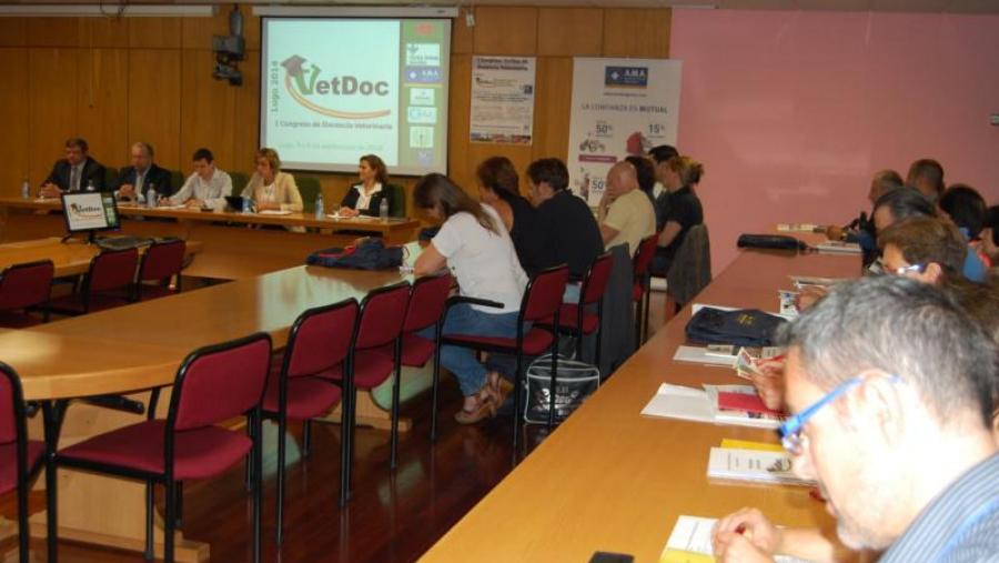 Santos, Orozco, Santamarina, Arias e Castillo, na apertura do Congreso Nacional de Docencia Veterinaria