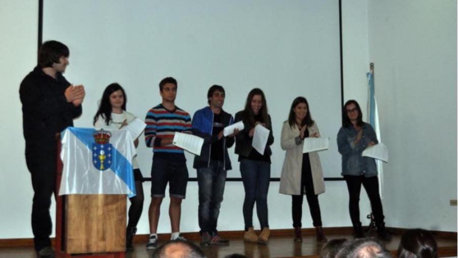 Na Casa de Rosalía deron lectura á carta aberta, que logo asinaron individualmente