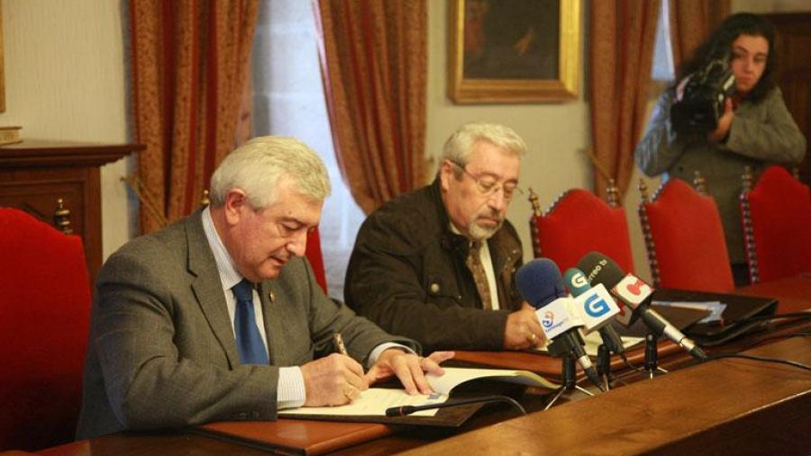 O reitor Juan Viaño e o presidente da federación, José Pita Chento (Foto: Alfonso- SERVIMAV)