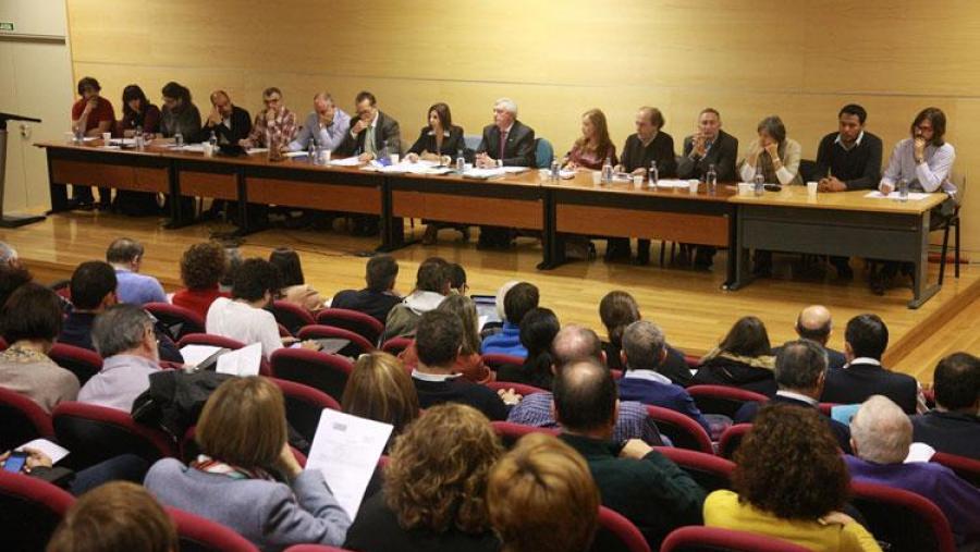 O Claustro celebrou a súa sesión constituínte na Facultade de Psicoloxía. Foto: Servimav-USC