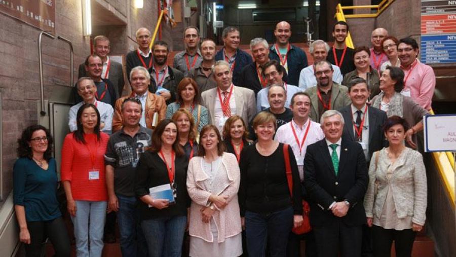 No encontro participan representantes de todas as facultades que imparten estudos en Matemáticas. Foto: Servimav-USC