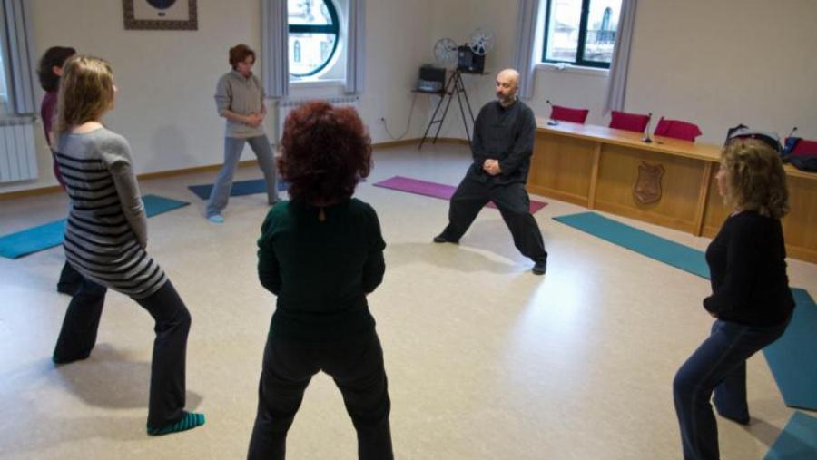 Un curso monográfico de Tai Chi pecha as actividades de 2014 da Fundación USC Deportiva