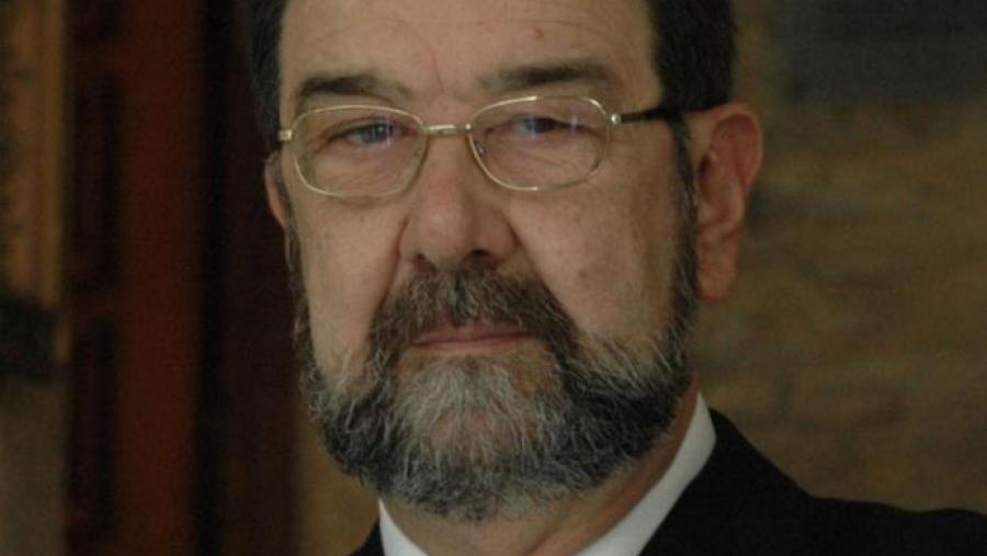 O profesor Juan Gestal Otero, reelixido decano da Facultade de Medicina e Odontoloxía