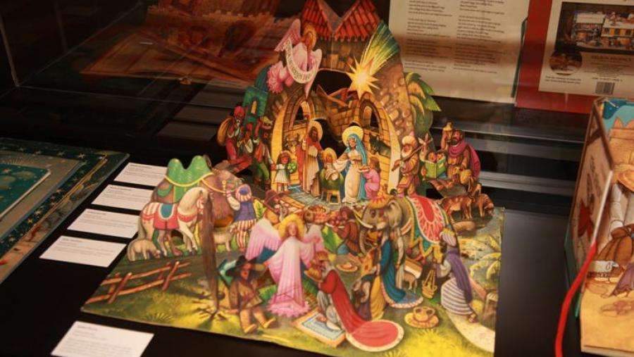 A Biblioteca Internacional da Diversidade Cultural da USC acolle, por primeira vez en España, a colección Betty Tisinger de libros despregables 