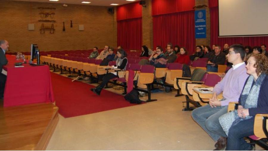 Asisentes ao seminario sobre manexo do solo e fertilidade en agricultura ecolóxica