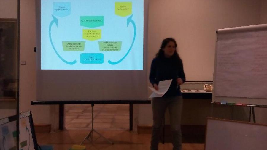 Lucía Castro, na conversa do CulturaLab celebrada no Museo Provincial de Lugo