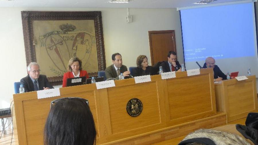 De esquerda a dereita Antonio Cortés, Patricia Reverter, Luis Míguez, María Coutinho, Pablo Martín e Anxo Queiruga