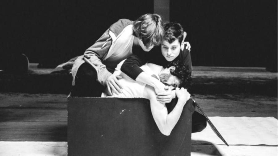 Ensaio da compañía de teatro USCLugo