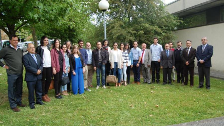 Enxeñeiros técnicos agrícolas, con representantes dos colexios profesionais e profesores da USC