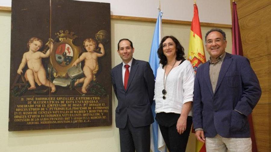 De esquerda a dereita, Luis Míguez, Victoria Otero e Xosé María Masa (Foto: SERVIMAV-USC)