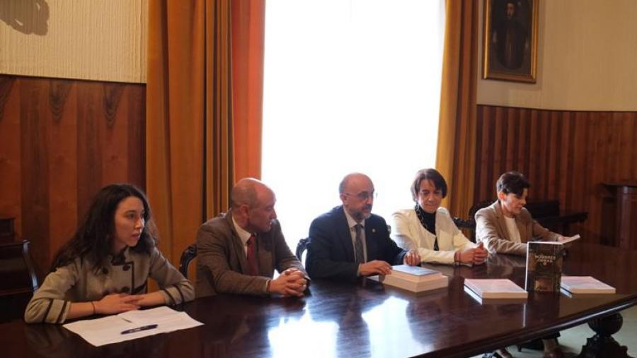 De esquerda a dereita, Carmen López, Juan Monterroso, Roberto López, Ana Goy e Lucila Ventoso (Foto: SERVIMAV-USC)