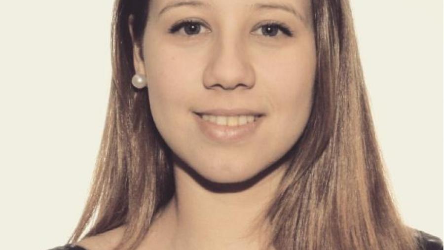 A estudante Andrea Campañó Prego gaña o Premio Javier Marañón da Facultade de Relacións Laborais