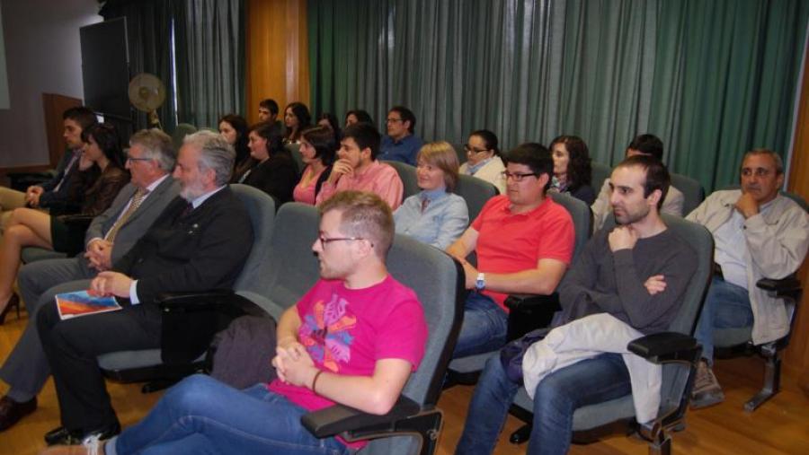 Alumnos e profesores do máster en Dirección de Proxectos