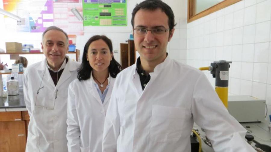 Carlos García, en primeiro termo, xunto con Carmen Álvarez e Ángel Concheiro