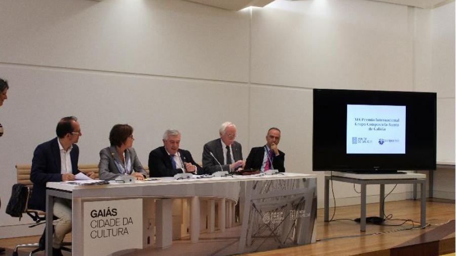 Rolda de prensa de anuncio do Premio Internacional Grupo Compostela-Xunta de Galicia, coa presenza do secretario xeral de Cultura, a directora-xeral de Educación e Cultura da Comisión Europea, o...