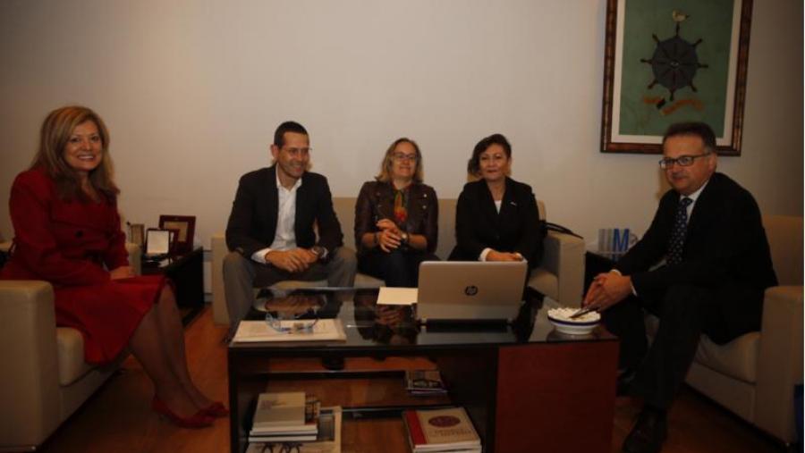 De esquerda a dereita, Varela, Barreiro, Silva, Oropeza e Buno, na Vicerreitoría de Coordinación de Lugo