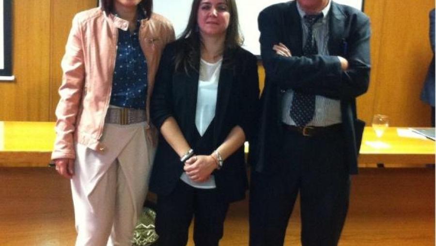 Azucena Mora, Alexandra Herrero e Jorge Blanco, na Facultade de Veterinaria