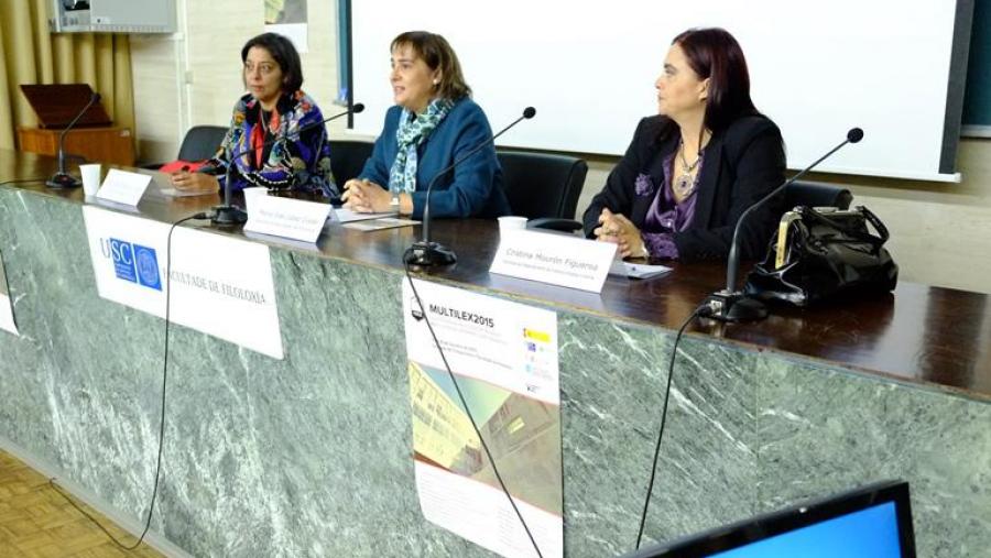 De esquerda a dereita, María José Domínguez Vázquez, María José López Couso e Cristina Mourón Figueroa (Foto: SERVIMAV-USC)