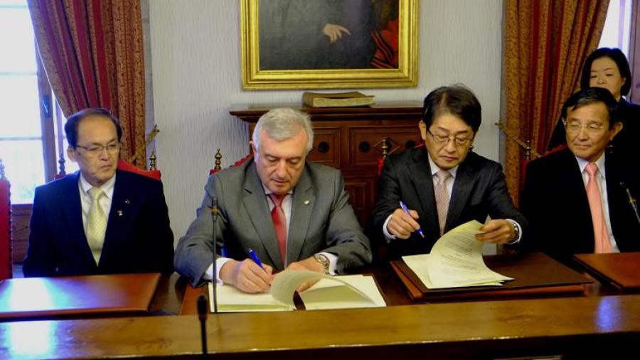 Fortalecendo lazos de cooperación académica e investigadora con Asia