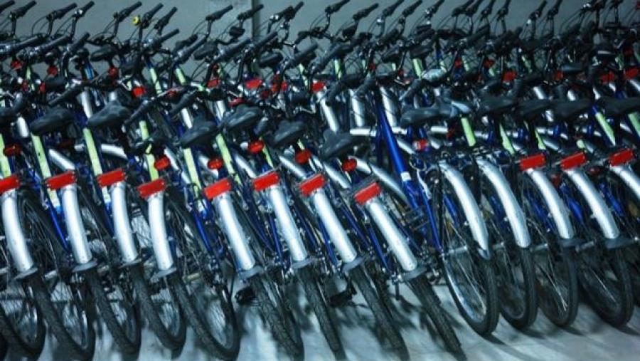 A USC inicia o martes a entrega de bicicletas do programa de préstamo