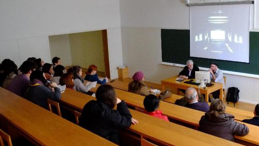 O libro Una genealogía de la pantalla, finalista do premio de ensaio Anagrama, presentouse en Ciencias da Comunicación
