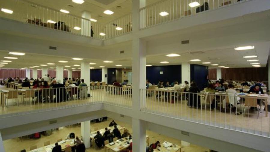 Biblioteca Concepción Arenal