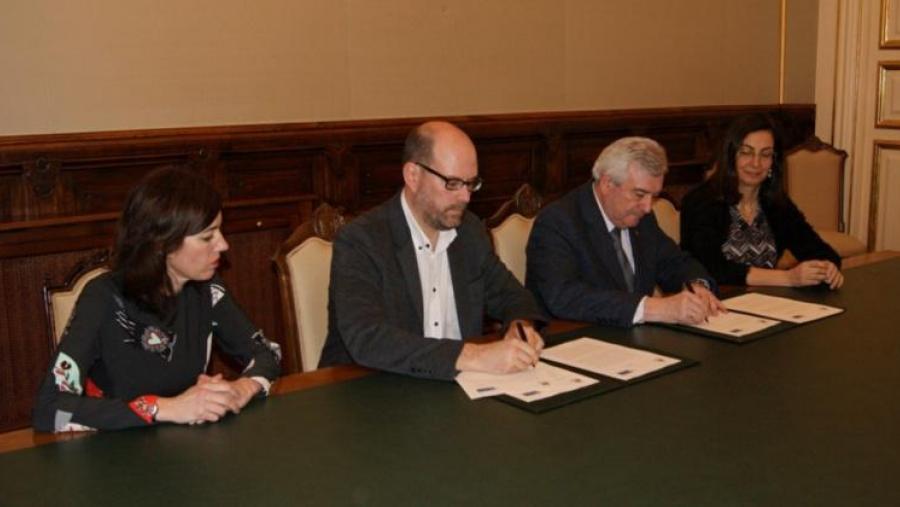 A USC e o Concello de Santiago recuperan o Premio Xohana Torres