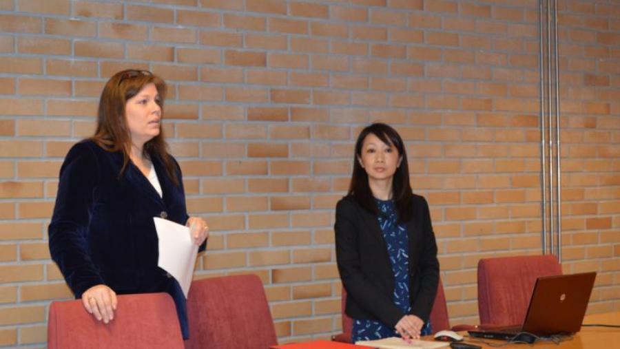 Anderson e Watarai, na Facultade de Humanidades