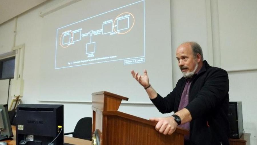 Mendizabal forma parte do equipo das escavacións na Serra de Atapuerca dende 1984 (Foto: SERVIMAV-USC)