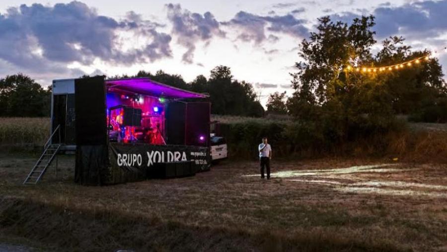 Este sábado inaugúrase ‘Morte Terra’, unha reflexión visual do fotógrafo Matteo Bertolino sobre o despoboamento en Galicia 