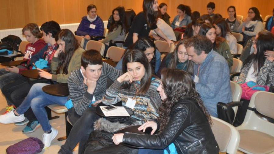 Cartaz do O VI Foro Intercomunitario de Investigación Xuvenil