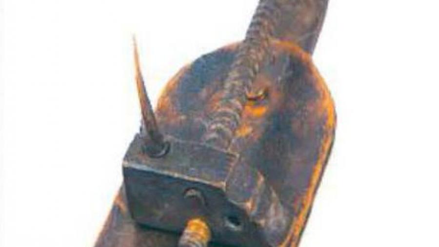 Microscopio construído por Antony van Leeuwenhoek no século XVII