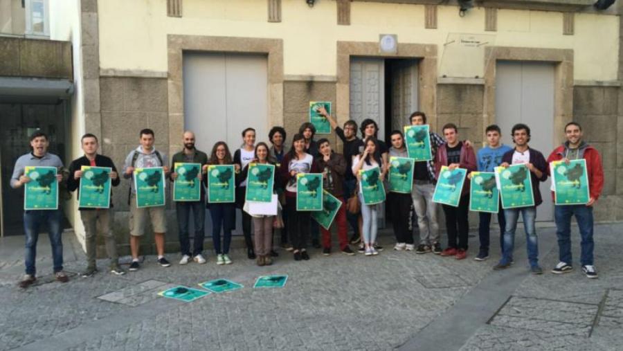 Participantes na primeira edición do maratón de cinema 'Ifindecurta'