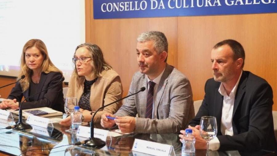 De dereita a esquerda, Núñez Singala, Valentín García, Carme Silva e Teresa Zanola (Foto: SERVIMAV-USC)