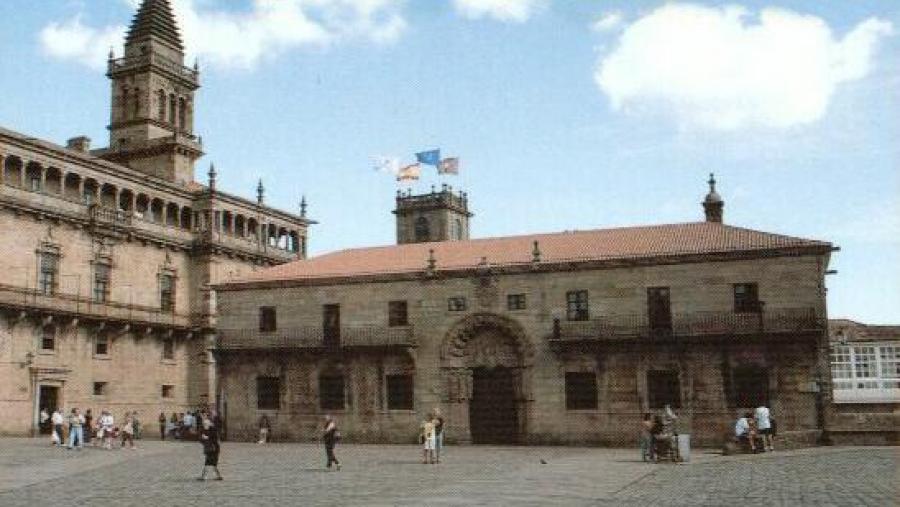 A USC reduciu en 2015 o seu déficit en 1,6 millóns de euros