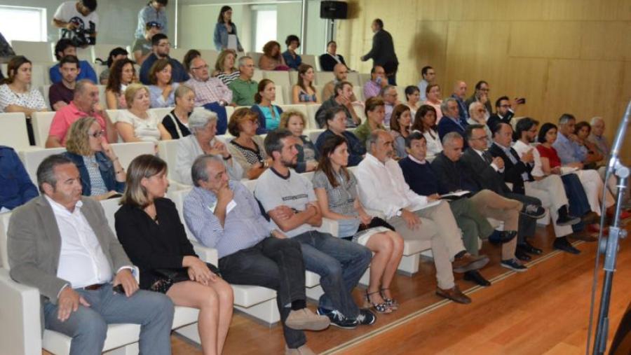 Asistentes á xornada sobre a muralla romana de Lugo, no auditorio da Casa do Saber