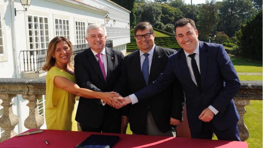De esquerda a dereita, Beatriz Mato, Juan Viaño, Julio Abalde e Román Rodríguez (Foto: Xunta de Galciia)