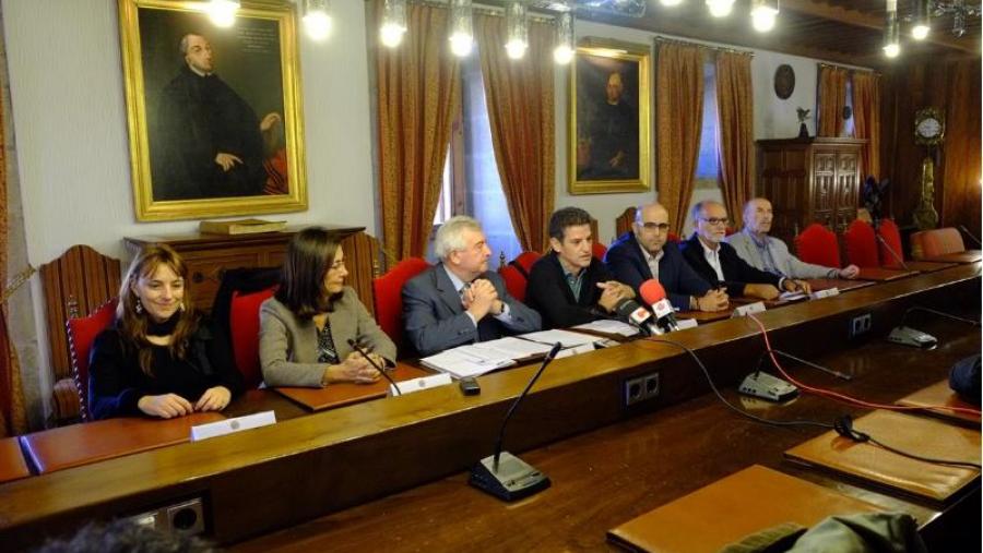 A presentación celebrouse no Salón Reitoral de San Xerome. Foto: Servimav-USC