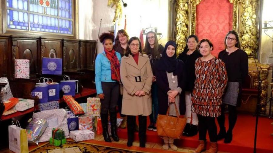 Rematou na USC a campaña Nais con Ilusión con máis de cincuenta madriñas e padriños