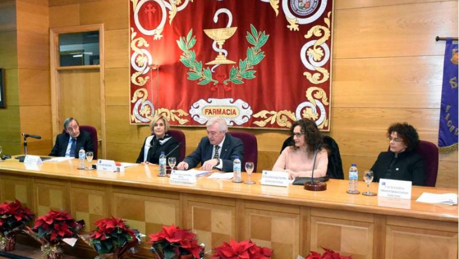 Farmacia conmemorou a festividade da súa patroa, a Inmaculada Concepción