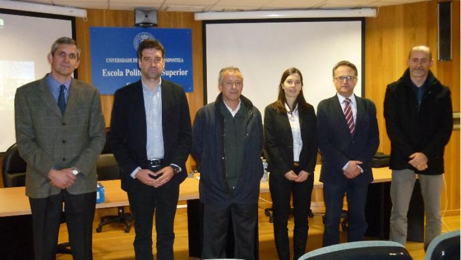 Amiama, García, Torregrosa, Cascudo, Bueno e Pereira, na sala de Xuntas da Escola Politécnica Superior da USC