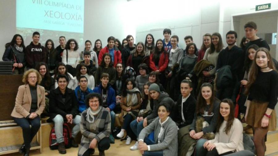 Participantes na fase provincial da VIII Olimpíada de Xeoloxía celebrada na Facultade de Bioloxía