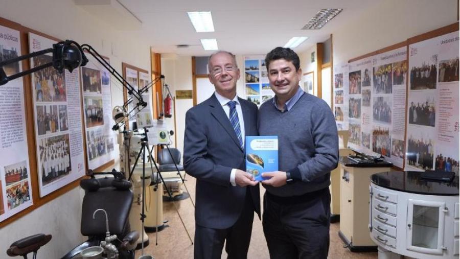 De dereita a esquerda, Benjamín Martín e Agustín Sánchez (Foto: SERVIMAV-USC)