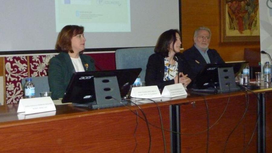 De esquerda a dereita, Susana López, Silvia Moscoso e Luis Caramés. Foto: Facultade de Relacións Laborais