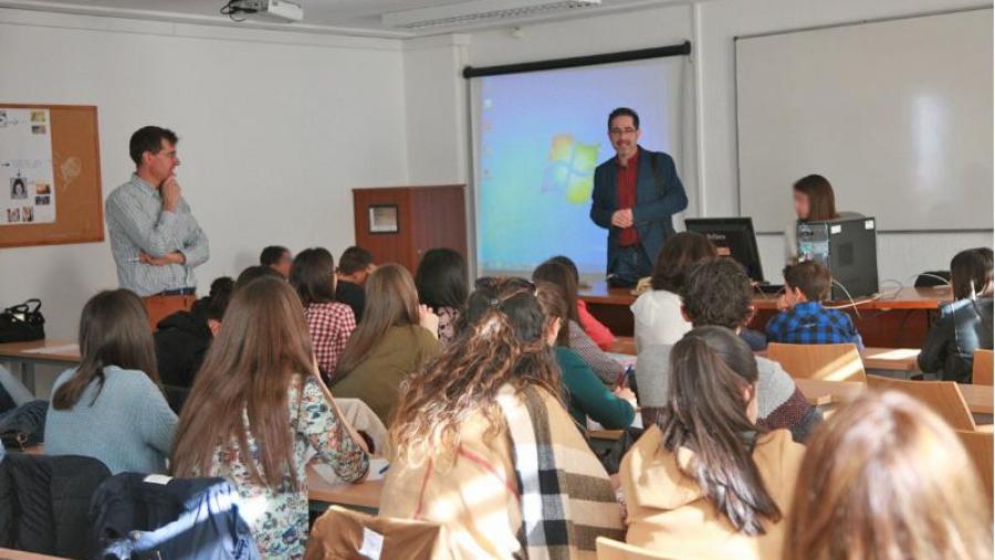 A xornada celebrouse este luns en Ciencias da Educación dentro da materia 'Deseño e avaliación de materiais didácticos’ de Xesús Rodríguez. Foto: Servimav-USC