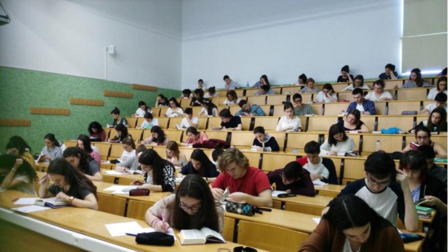 Filoloxía acolleu a terceira Olimpíada de Tradución de Textos Clásicos