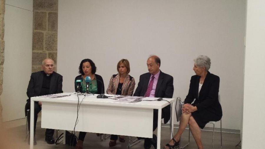 De esquerda a dereita, Segundo López, Almudena Hospido, Nava Castro, Domingo González e Adeline Rucquoi