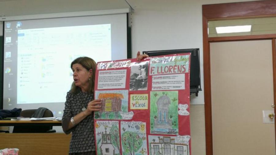 Alicia López, nun momento da súa presentación ante o alumnado de Pedagoxía