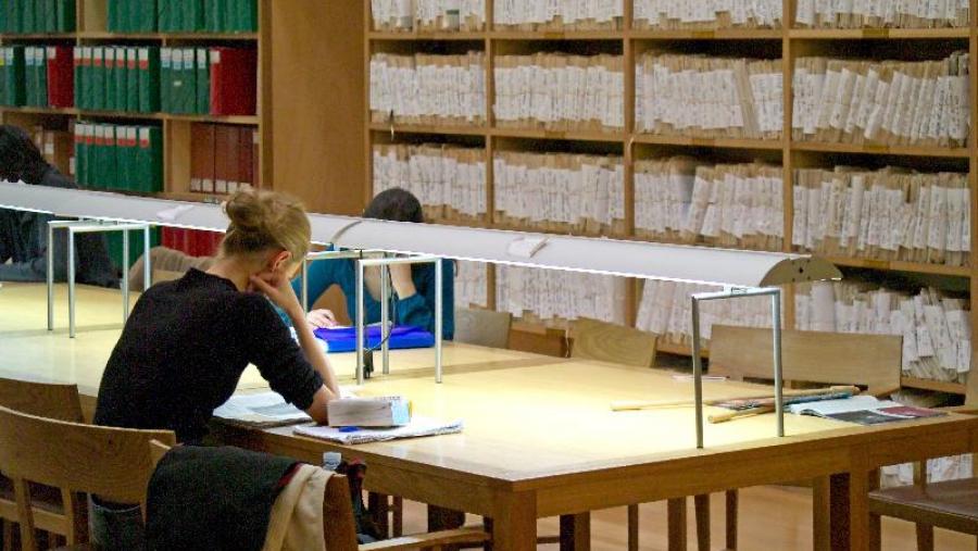 Imaxe de arquivo dunha biblioteca da USC